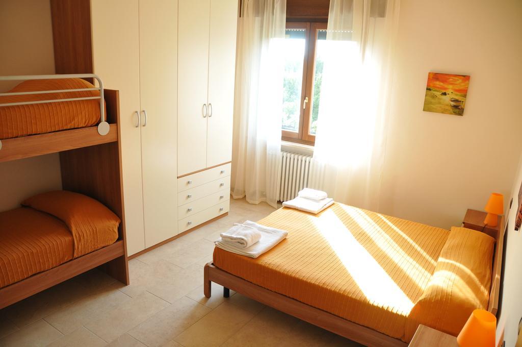 Appartamento Lago Peschiera del Garda Quarto foto